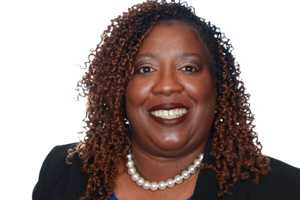Loretta Rivers - Headshot - Loretta RW