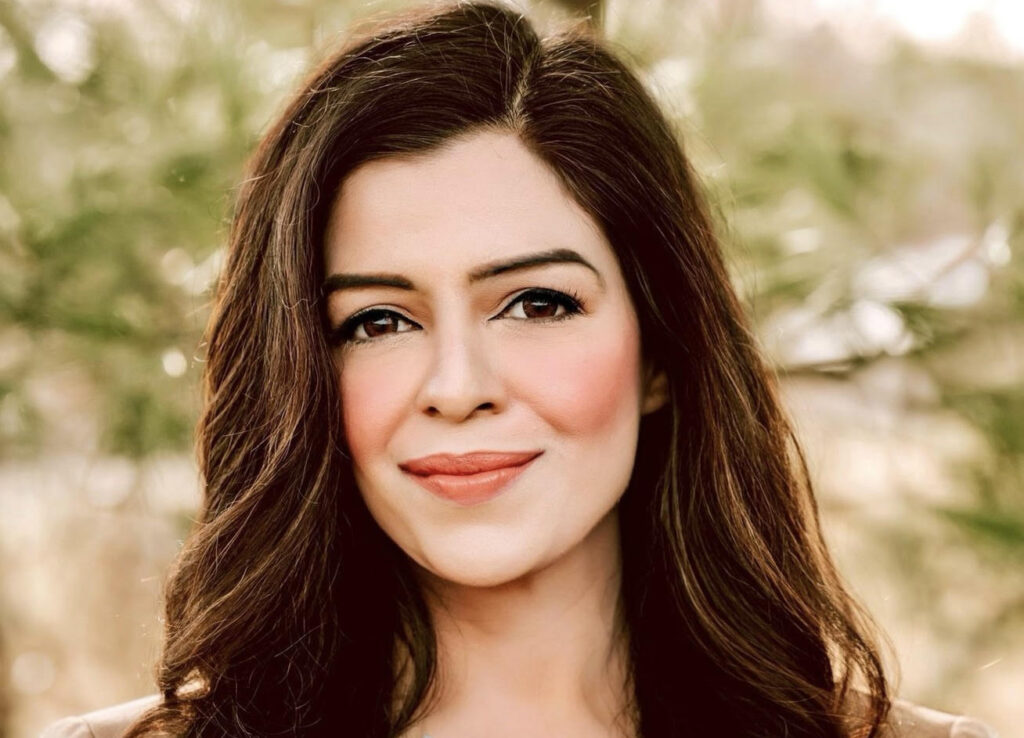 Headshot - meriam sabih